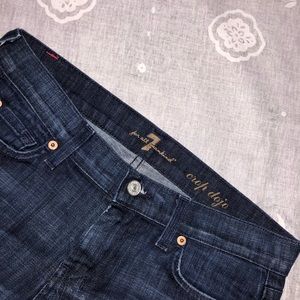 7 For All Mankind | Dojo Crop Capri Jeans Size 27